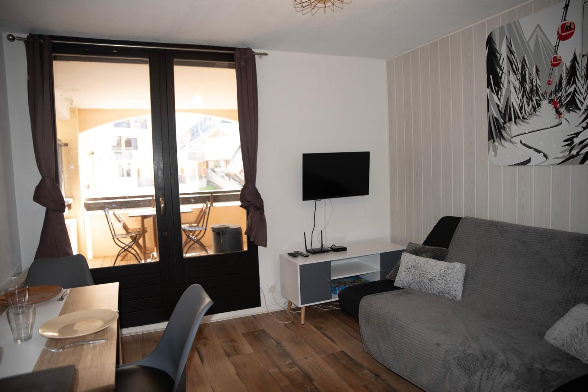 Poutran 2, Studio 4 Personnes Au Pied Des Pistes Avec Grande Terrasse Oz Exterior photo